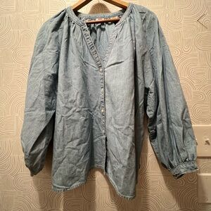 Levi balloon sleeve chambray shirt